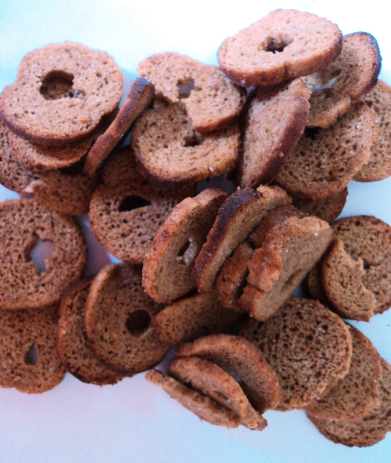 Maizes grauzdiņi Daugulis ar ķiplokiem 1.8kg (17.12.26) (daudzumu norādīt kilogramos) LV