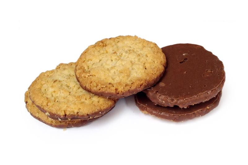 Cepumi Adugs Pārsla ar kakao glazūru 2.5kg (14.04.26) (daudzumu norādīt kg, pilna kaste) Latvija